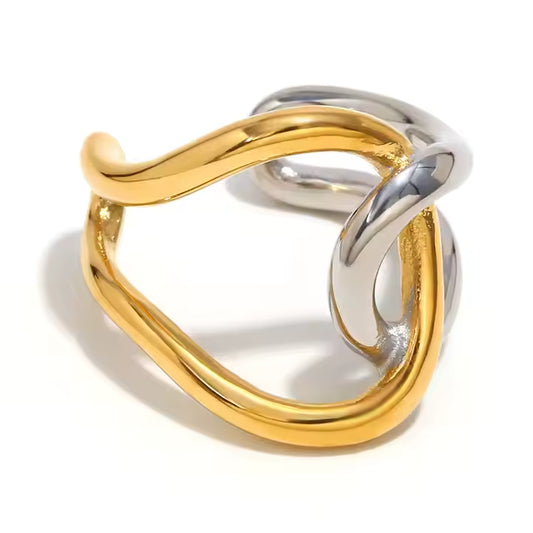 OLIVIA RING